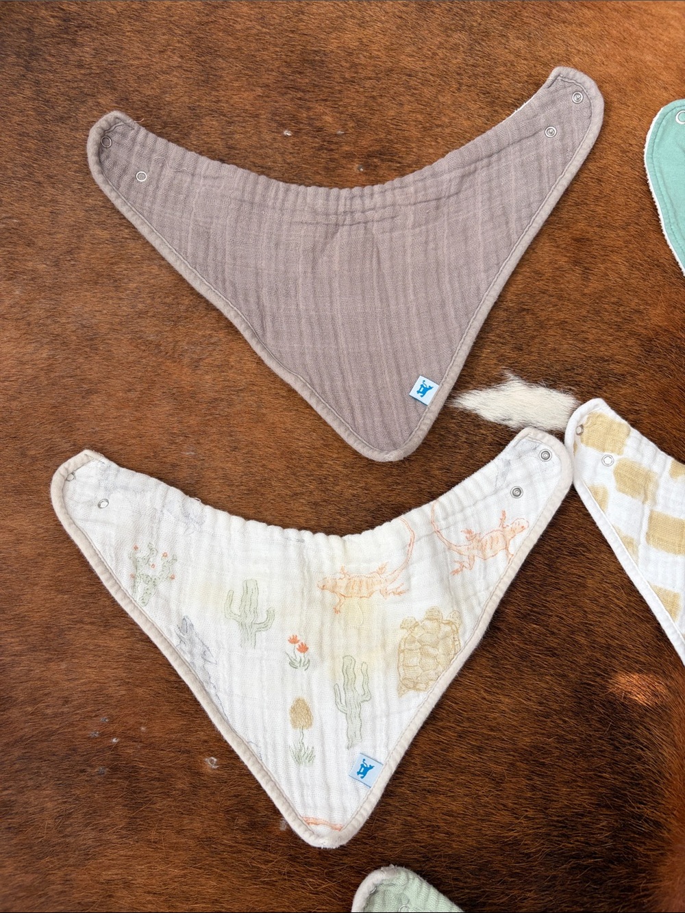 Baby bib bundle - Picture 2 of 7